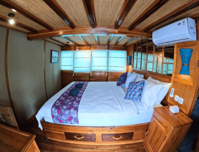 Deluxe Cabin